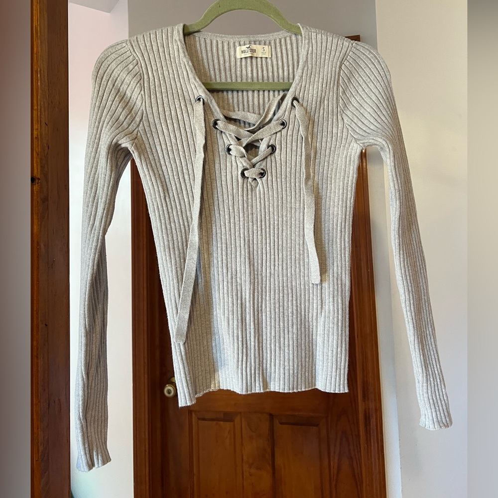 Hollister Tie-Front Long Sleeve